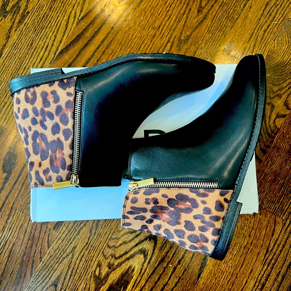 Brand new Aldo booties size 6